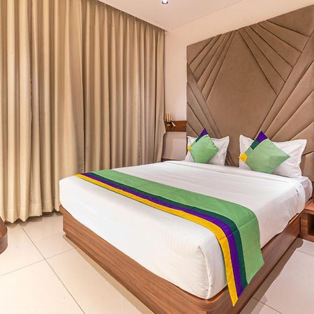 Treebo Premium Heritage Grand -Majiwada Тхане Екстер'єр фото