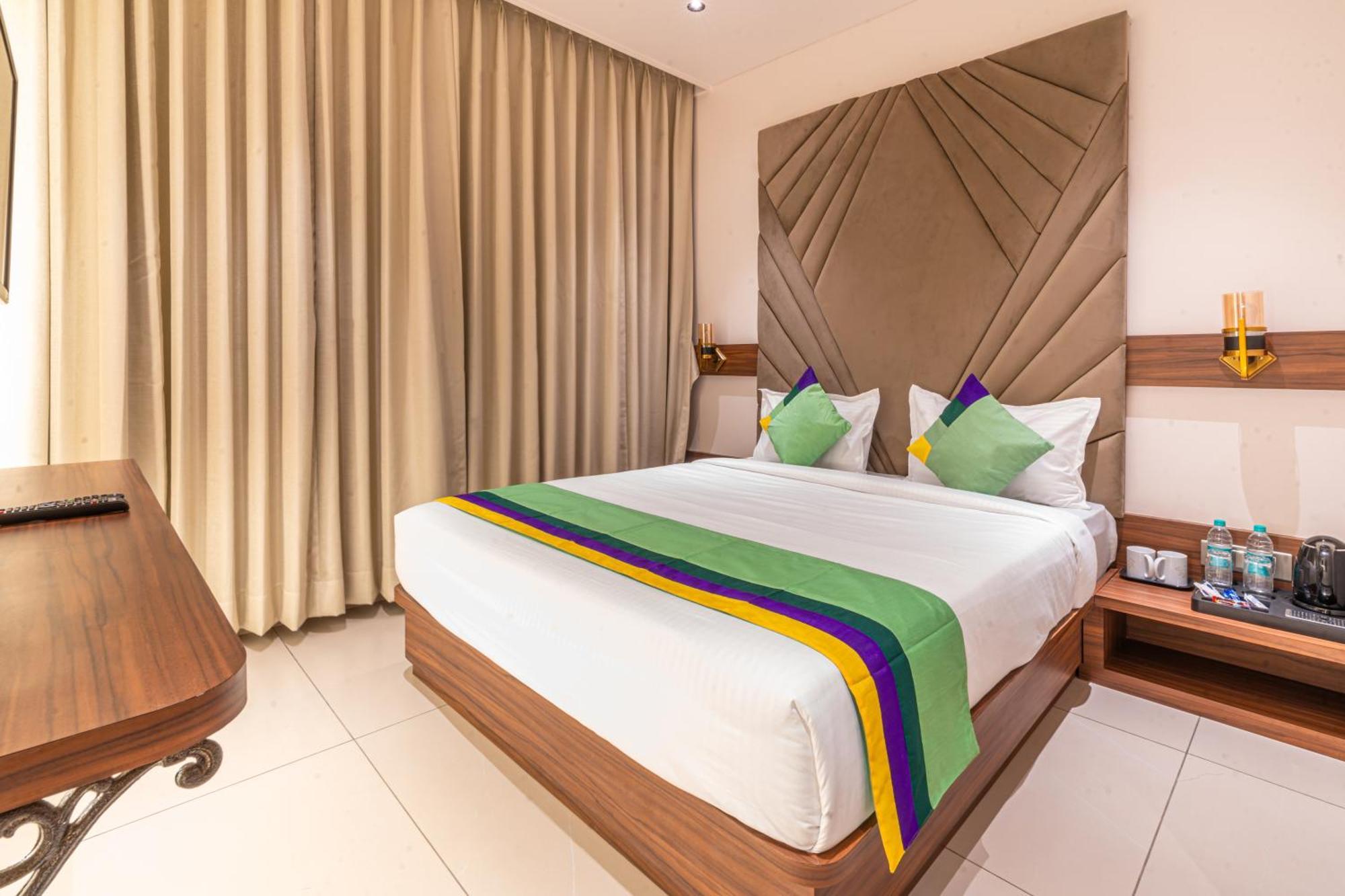 Treebo Premium Heritage Grand -Majiwada Тхане Екстер'єр фото