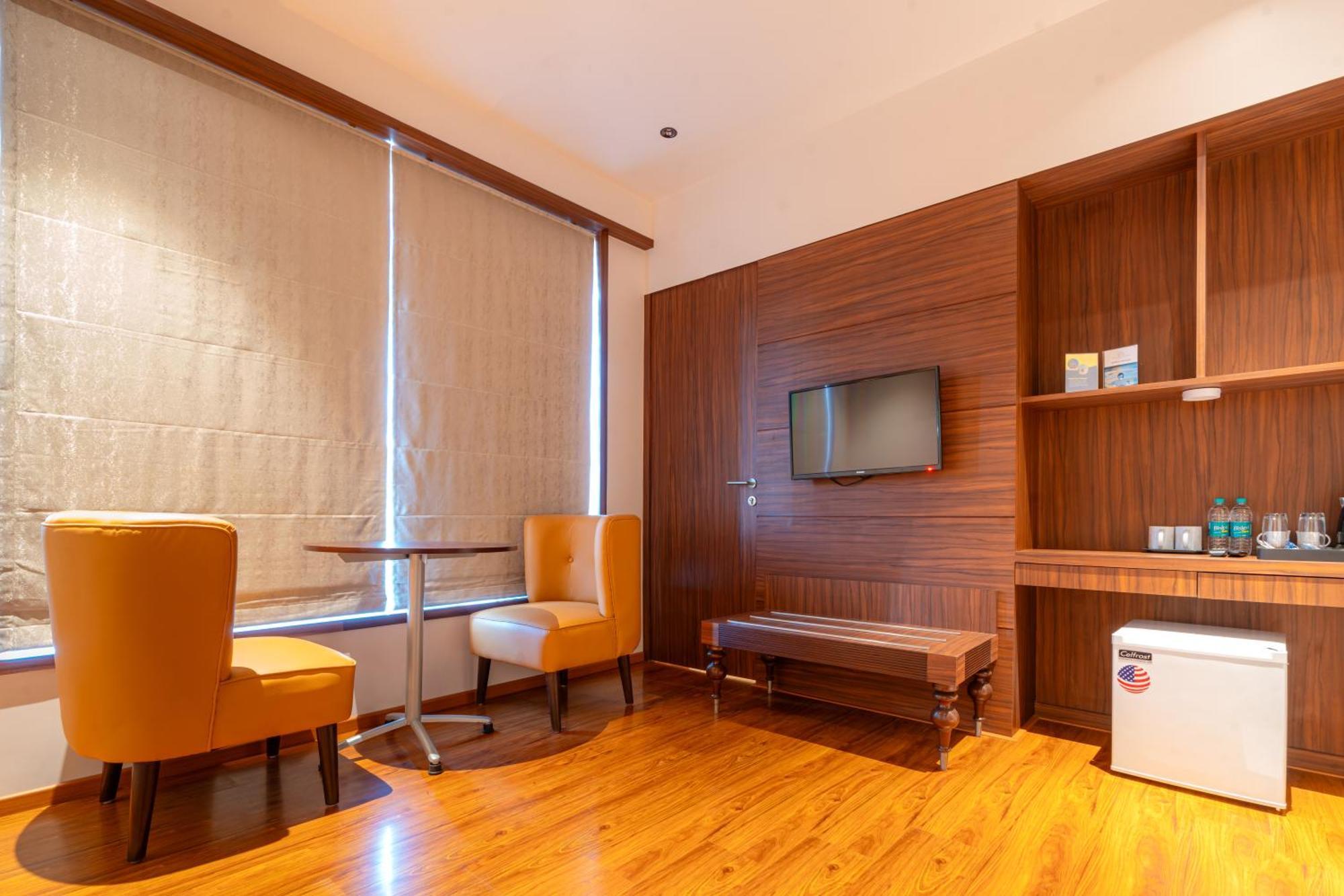 Treebo Premium Heritage Grand -Majiwada Тхане Екстер'єр фото